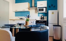 Appartement F2 30m2, 300m des Thermes